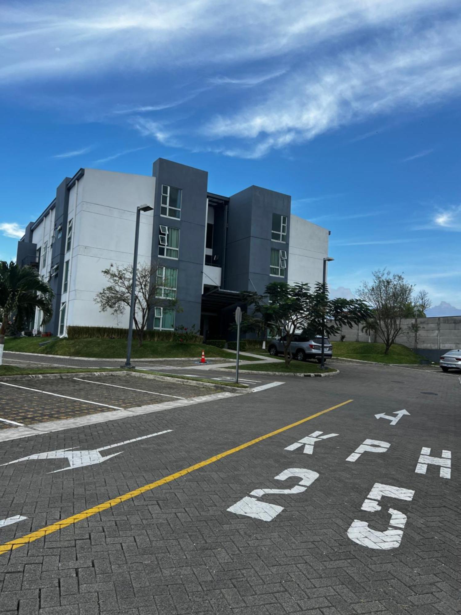 Comodidad Y Privacidad En Un Solo Lugar Heredia Eksteriør bilde